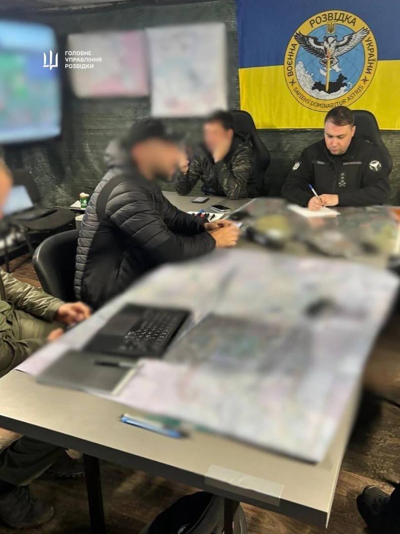 Ръководителят на ГУРМО ген. Буданов продължава лично да ръководи операцията